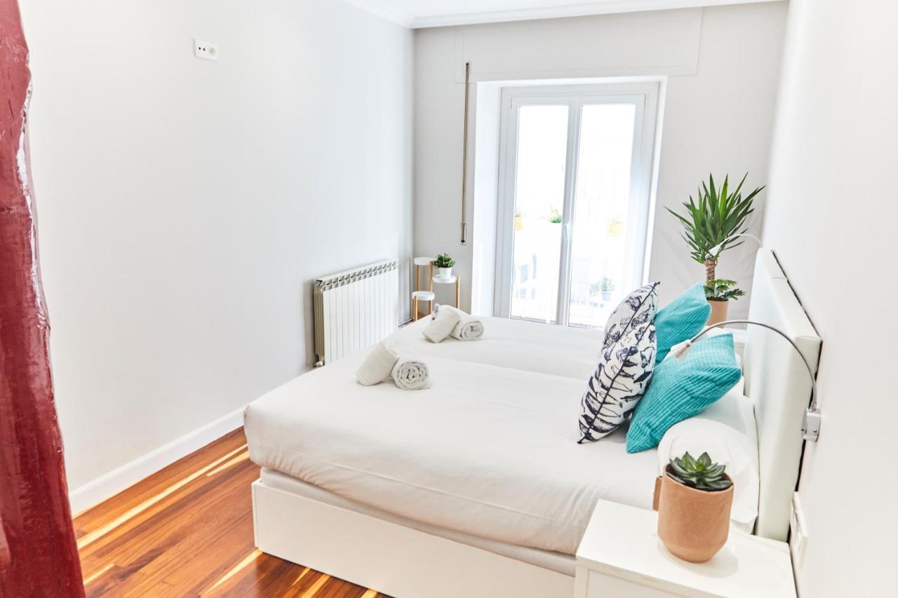 San Martin Apartment By Basque Homes San Sebastian Bagian luar foto