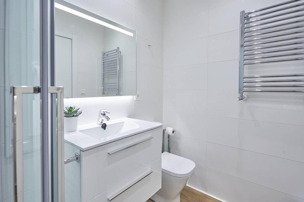 San Martin Apartment By Basque Homes San Sebastian Bagian luar foto